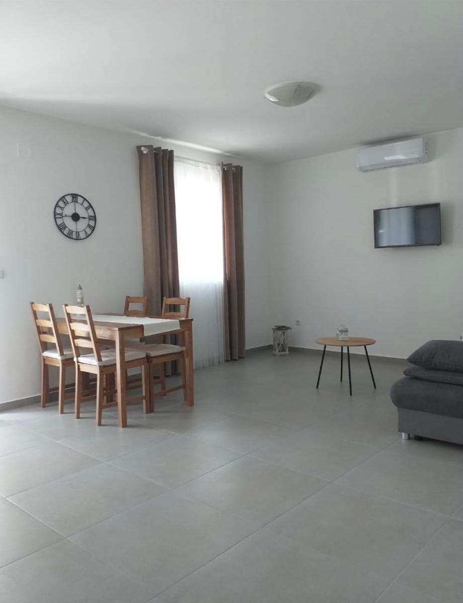 Apartments Bucica Dvori Starigrad Paklenica Extérieur photo